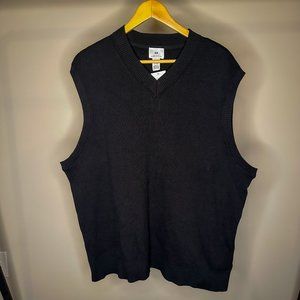 (Brand New) Official H&M Sweater Vest - Size (2XL)